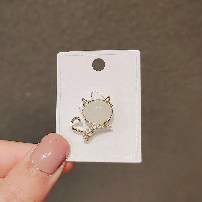 Cute Kitten Brooches Delicate Opal Brooch Pin Personality Crystals Collar Pin Collar Button Shirt Suits Accessories Women Gifts