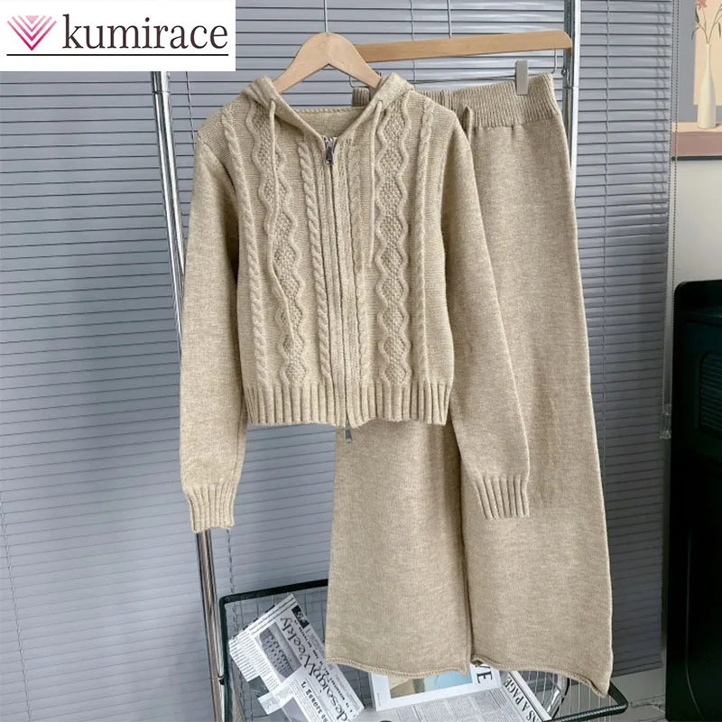 

Retro Knitted Set for Women's Autumn and Winter New Style, High End and Elegant, Hooded Cardigan, Casual Pants, Two Piece Set