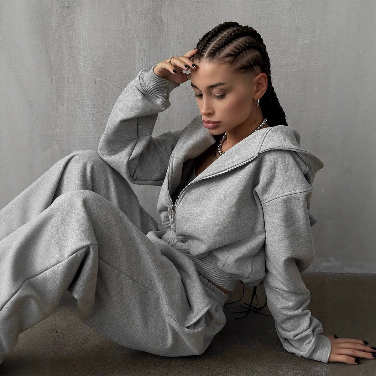 

Осенне-зимний комплект из толстых флисовых спортивных штанов с капюшоном, женский модный комплект на молнии, простая спортивная куртка для отдыха, комплект зауженных брюк, 2 шт.