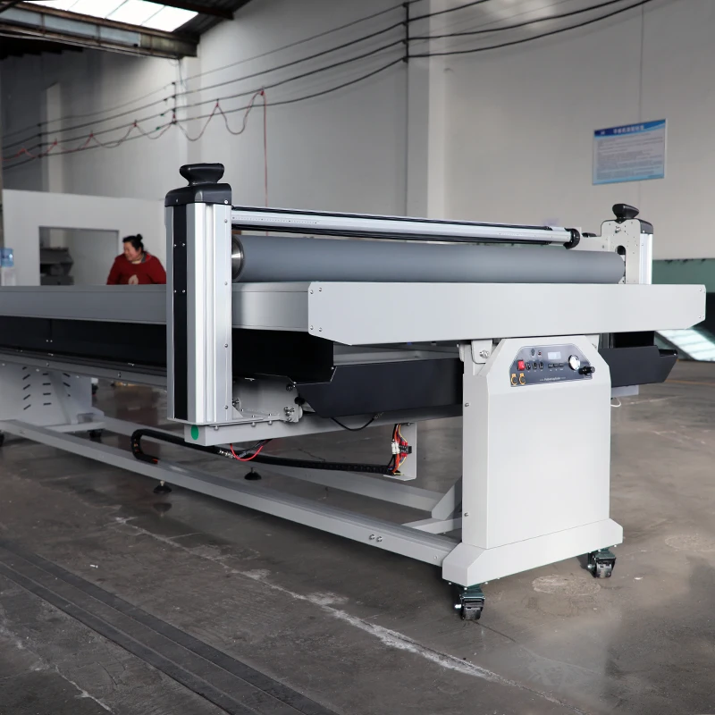 Pneumatic Flatbed Vinyl Roller No Bubble Applicator Table Laminating Machine Semi-Automatic Cold/Hot System Wood Packaging