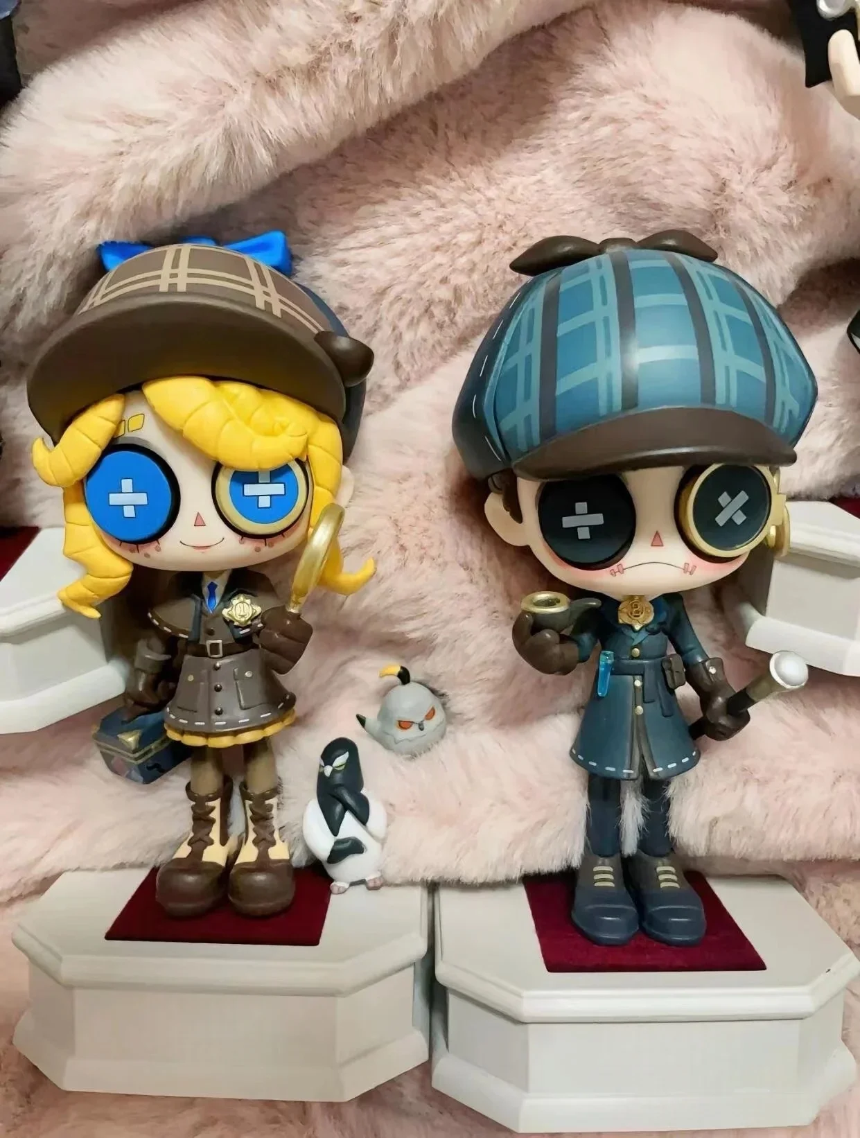 الهوية الحقيقية الخامس الجمعية الشكل إيما وودز بستاني Naib Subedar المرتزقة تريسي ريزنيك ميكانيكي إيلي كلارك سير نموذج اللعب