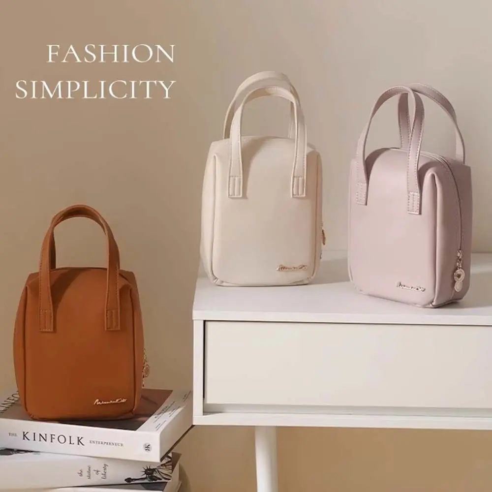 

Shell Shape PU Leather Cosmetic Bag Zipper Letter Makeup Pouch Bag Multifunction Carry-on Makeup Tote Travel Wash Bag