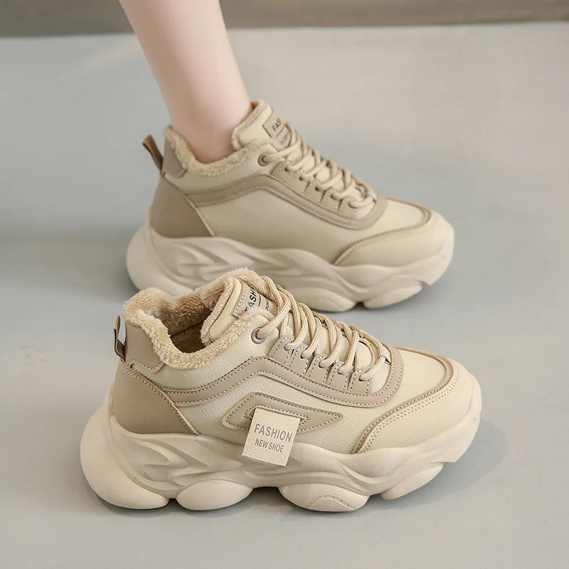 Versão coreana feminina High Bang Dad Shoes, aumento de lazer e esportes estudantis de inverno, novo luxuoso, 2023