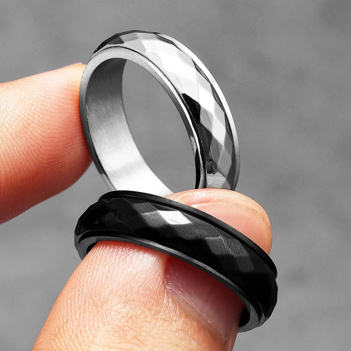 Geometryczne cięcia Fidget Spinner Mężczyźni Pierścionki Stal nierdzewna Czarny Punk Rock Proste kobiety Biżuteria Moda Akcesoria Prezent Hurtownia