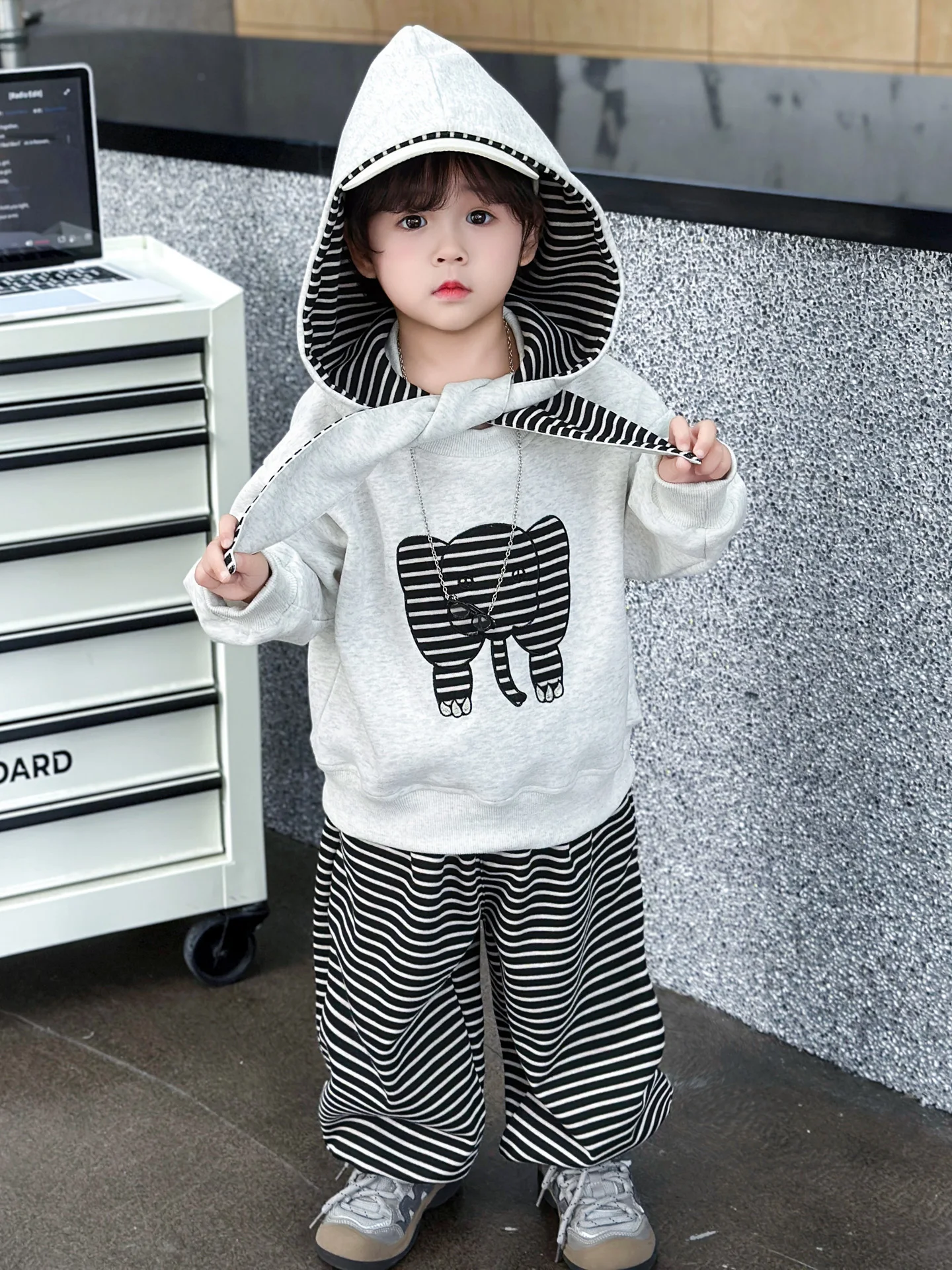 

Spring Collection Boys' Sweatirt Set Casual Spor Tee-piece Baby Clothes Long-sved Cotton And Recycled Fiber Blend