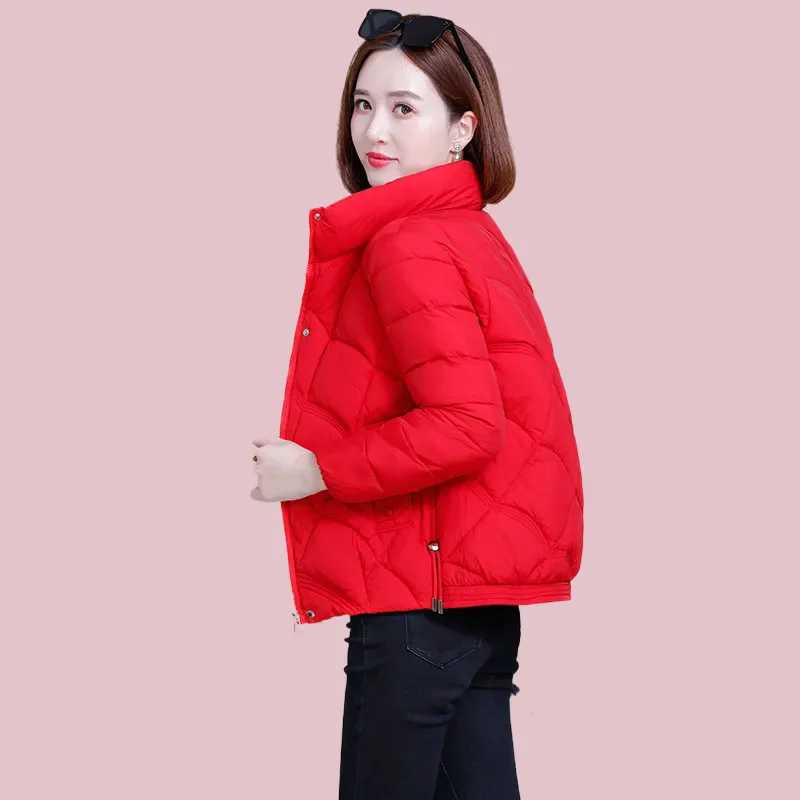 

2025 New Winter Parkas Thin Down Cotton Jacket Women Short Fashion Mom Padded Coat Female Slim Padded Clothes Outerwear B1285
