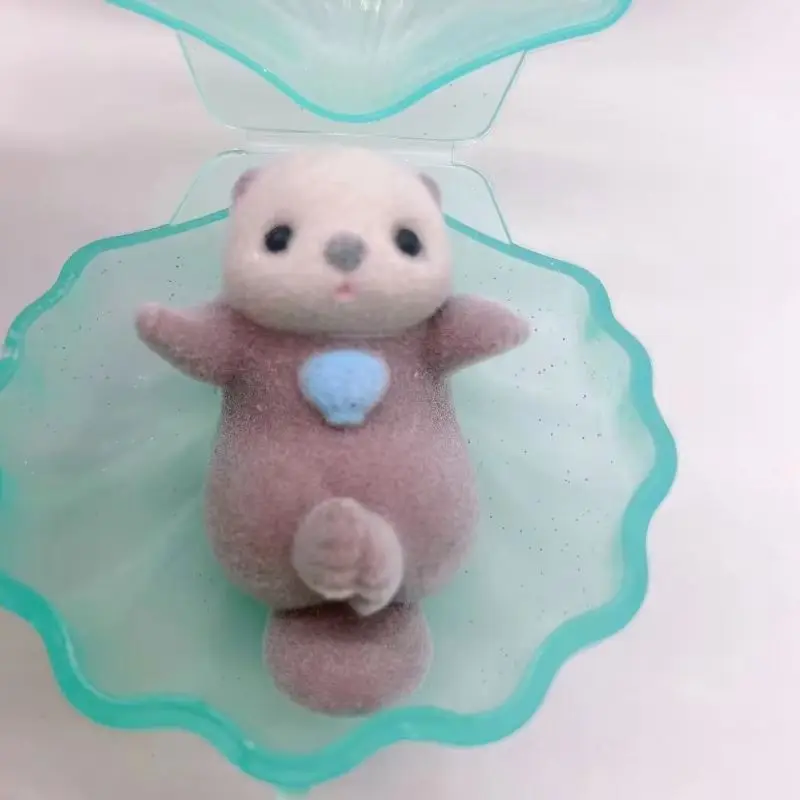 Gashapon Capsule Toy Flocking Hand In Hand Otter Cute Aquarium Kawaii Animals Figures Model Toy Girl Tide Play Ornament Gifts