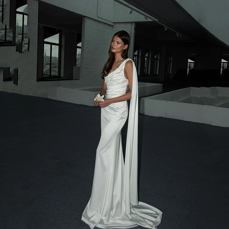 

Eightree Simple Mermaid Wedding Dresses White One Shoulder Backless Pearls Bridal Dress Evening Wedding Prom Gowns Customized