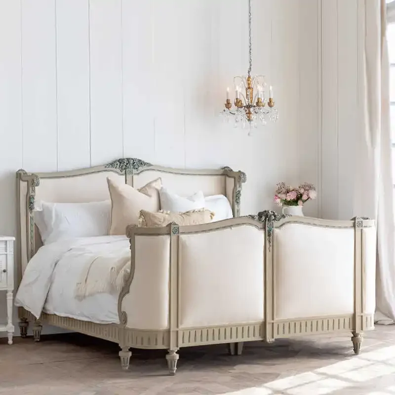Retro solid wood double bed 1.8 meters American country carved princess wedding bed European court soft bag bed