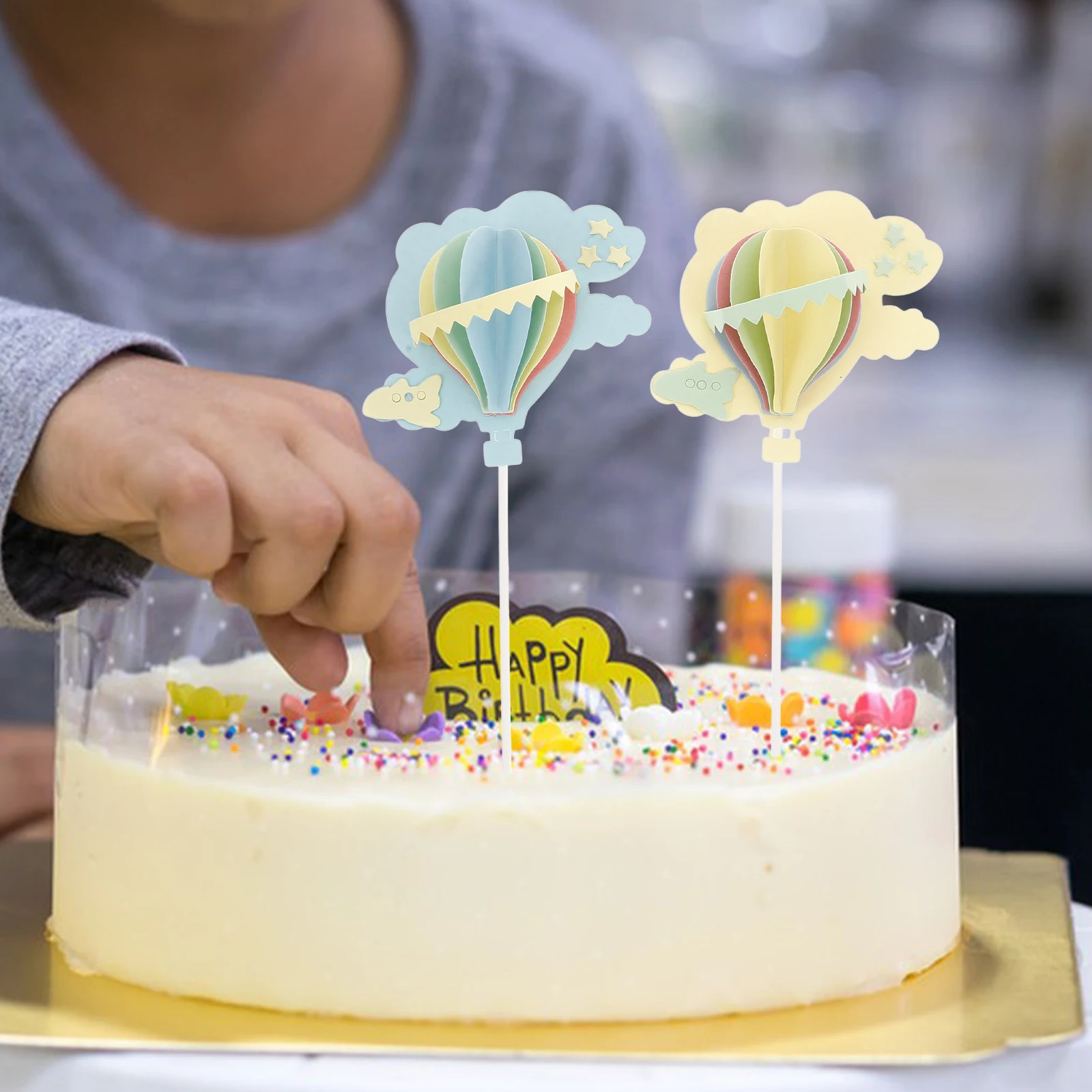 

4pcs Three Dimensional Cloud Decoration Cake Ballon Picks Topper for Baby Birthday Party Cake Decor Romantic Wedding