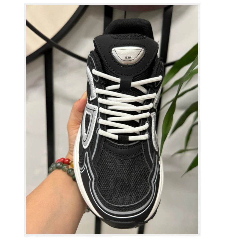 2025 New White Black Chunky Sneakers Women Spring Autumn Thick Bottom Dad Shoes Men Fashion Leather Platform Sneakers Ladies B30