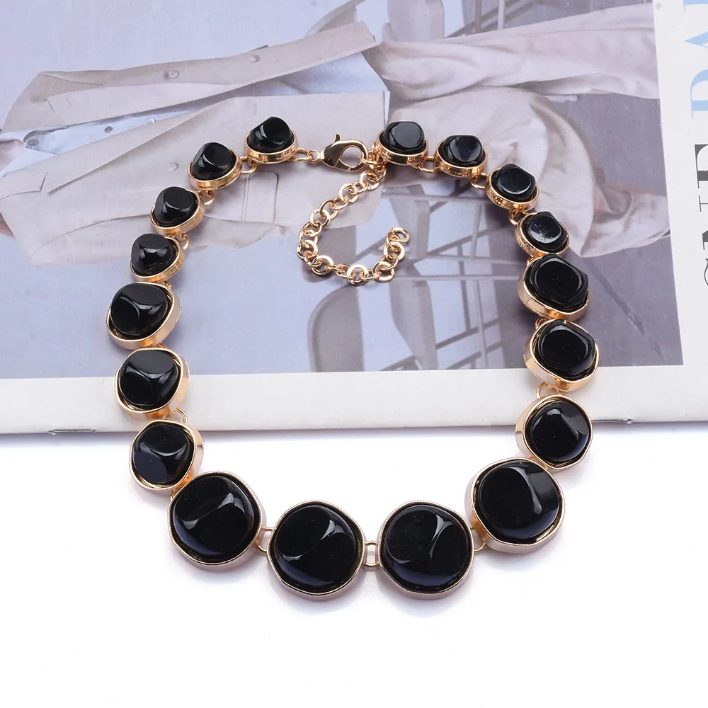 2024 New ZA Multicolor Resin Round Metal Alloy Choker Necklace Women Indian Vintage Statement Large Collar Necklace Jewelry