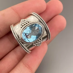 Huitan Gorgeous Silver Color Wide Ring Female Luxury Party Accessories Bright Blue Cubic Zirconia Finger Jewelry for Anniversary