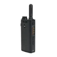 2025 hot sale YiNiTone B7 4G POC Handheld Walkie Talkie Support Zello GLOBAL PPT GPS Sim Card Long Range Public Network Intercom