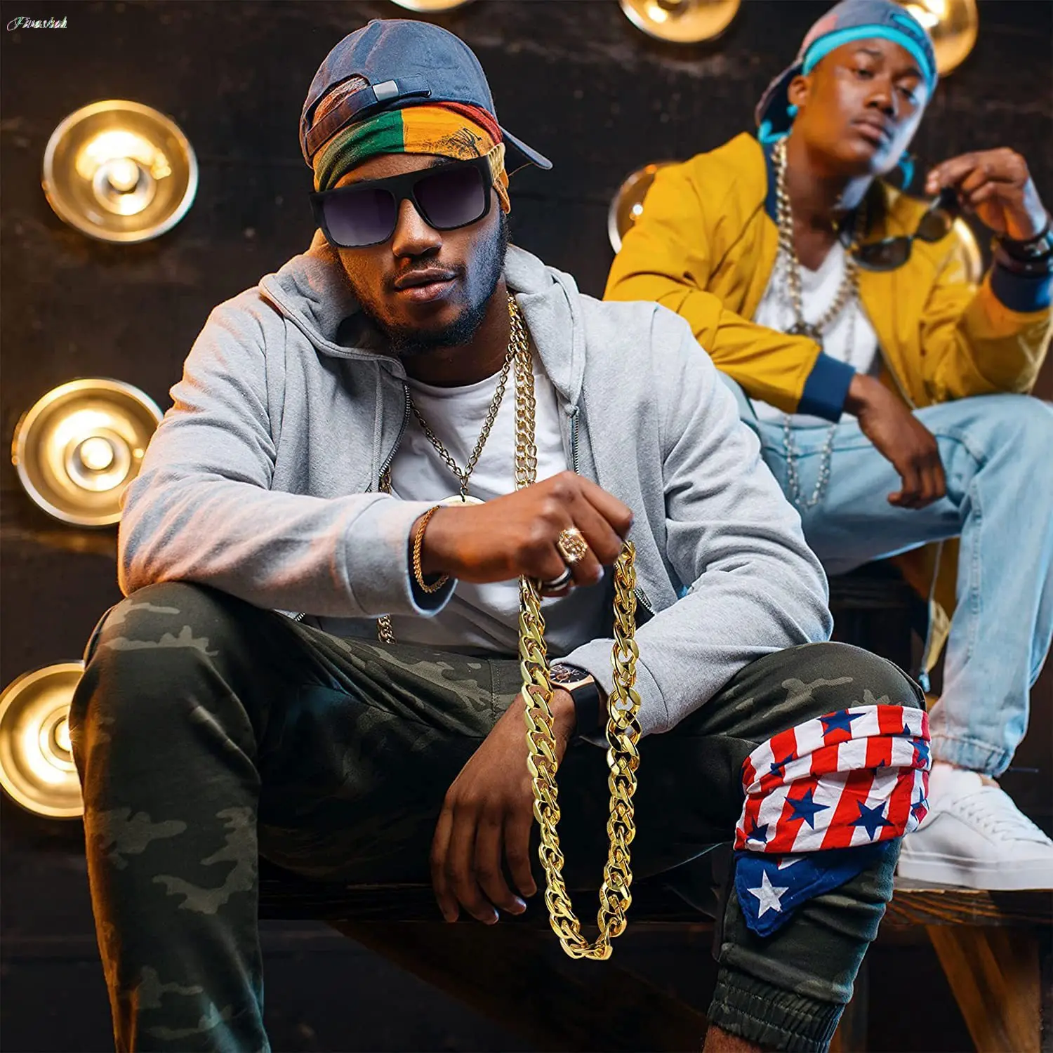 Zestaw akcesoriów w stylu hip-hop punk: naszyjnik z symbolem dolara, złoty łańcuszek, okulary, pierścionek, bransoletka, motyw lat 80. i 90. dla mężczyzn.