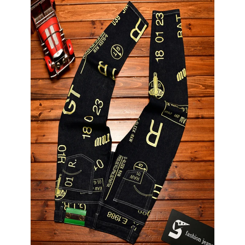 

Light Luxury Men's Clothing Embroidered Floral Jeans Men's Dark Blue Slim Fit Trendy High-end 2025Autumn Denim Men's Pants
