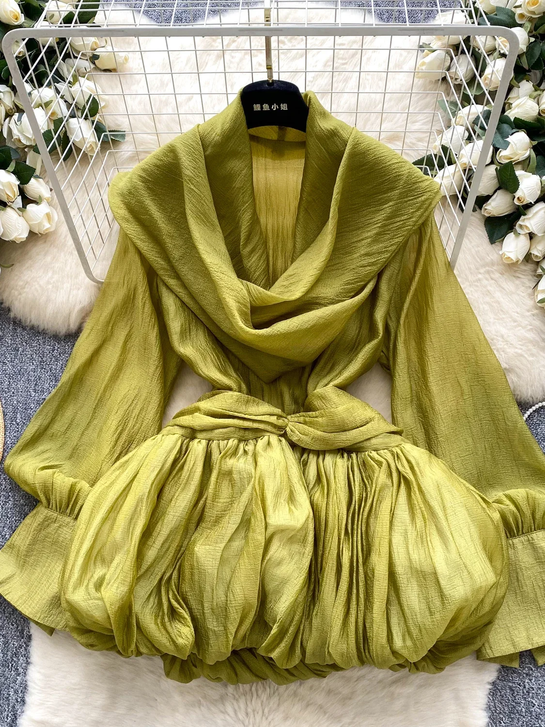 Drapierter Ausschnitt Neckholder Lace Up Schlanke Taille Kleid Französisch Stil Lässig Elegante Robe Europa Moda Ballkleid Knospe Solide Vestidos