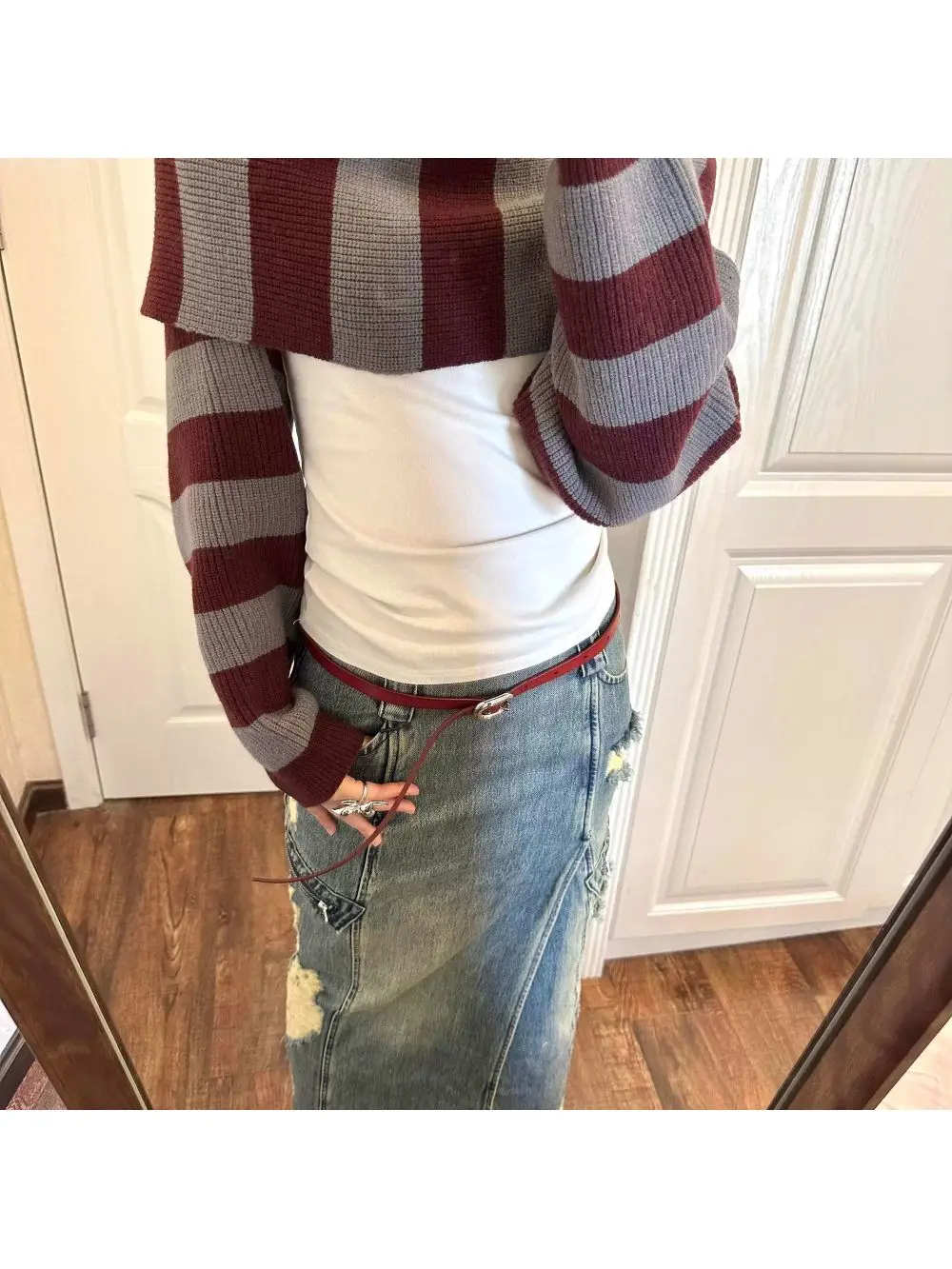 New autumn and winter vintage striped scarves in various forms, worn in street fashion, casual, niche, versatile accessories ins