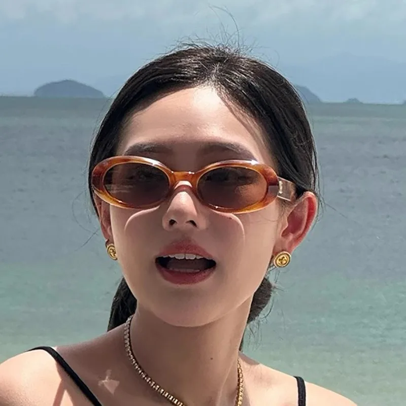 

Овальные солнцезащитные очки в стиле ретро для женщин и мужчин, роскошные брендовые дизайнерские винтажные солнцезащитные очки в стиле панк для улицы, солнцезащитные очки для вождения, велоспорта, UV400 Oculos