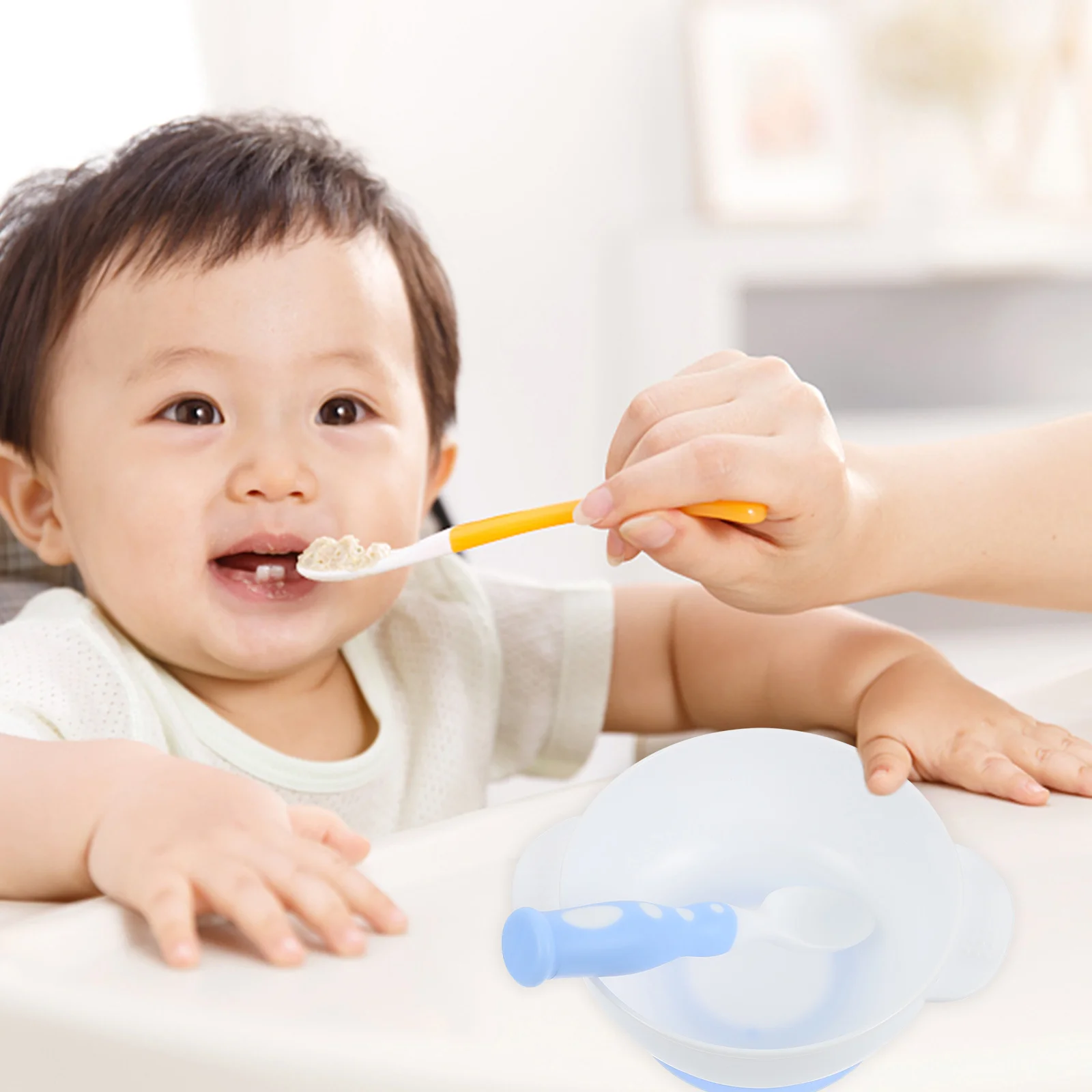 

1 комплект, набор мисок для кормления ребенка, присоска, посуда для малышей, яркий цвет, миска с защитой от разлива, вилка, ложка, практичная столовая