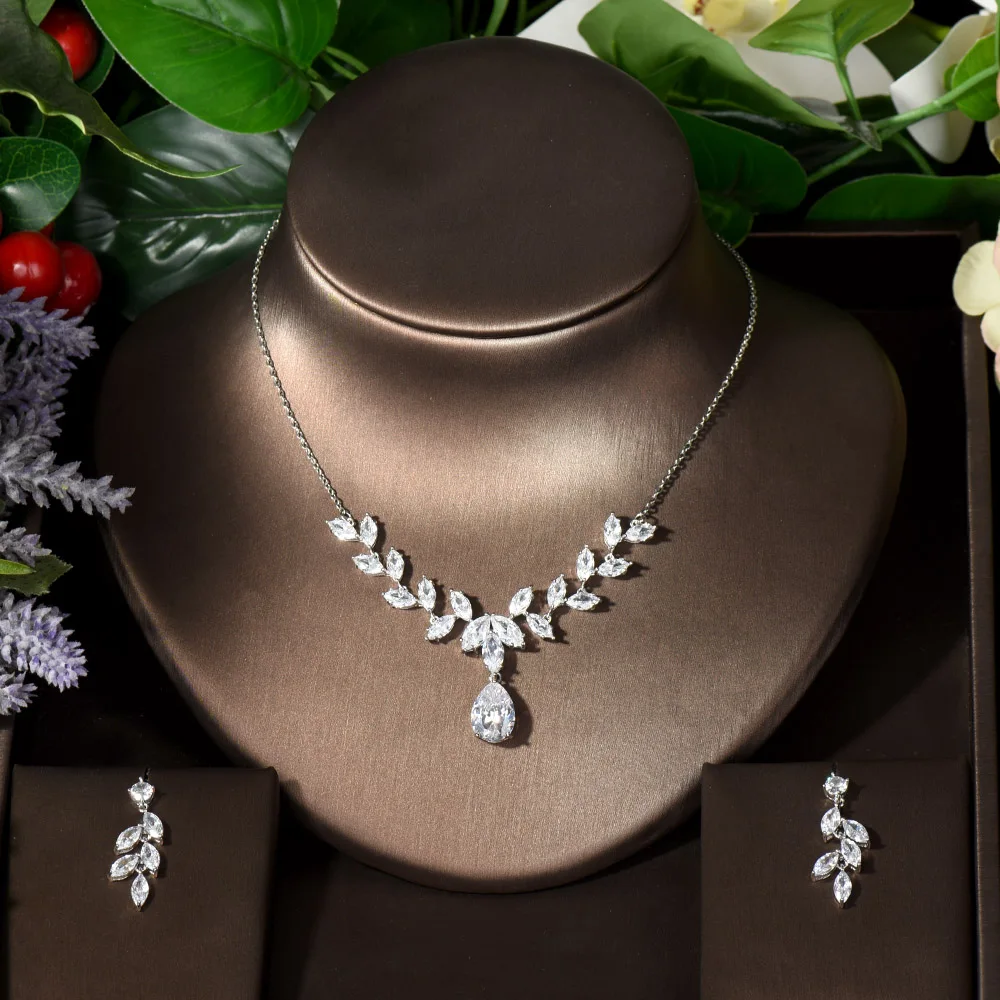 HIBRIDE Simple Leaves With Pearl Cubic Zirconia 2pcs Elegant Jewellry Sets Earring Necklace For Women Attending Party N-1261