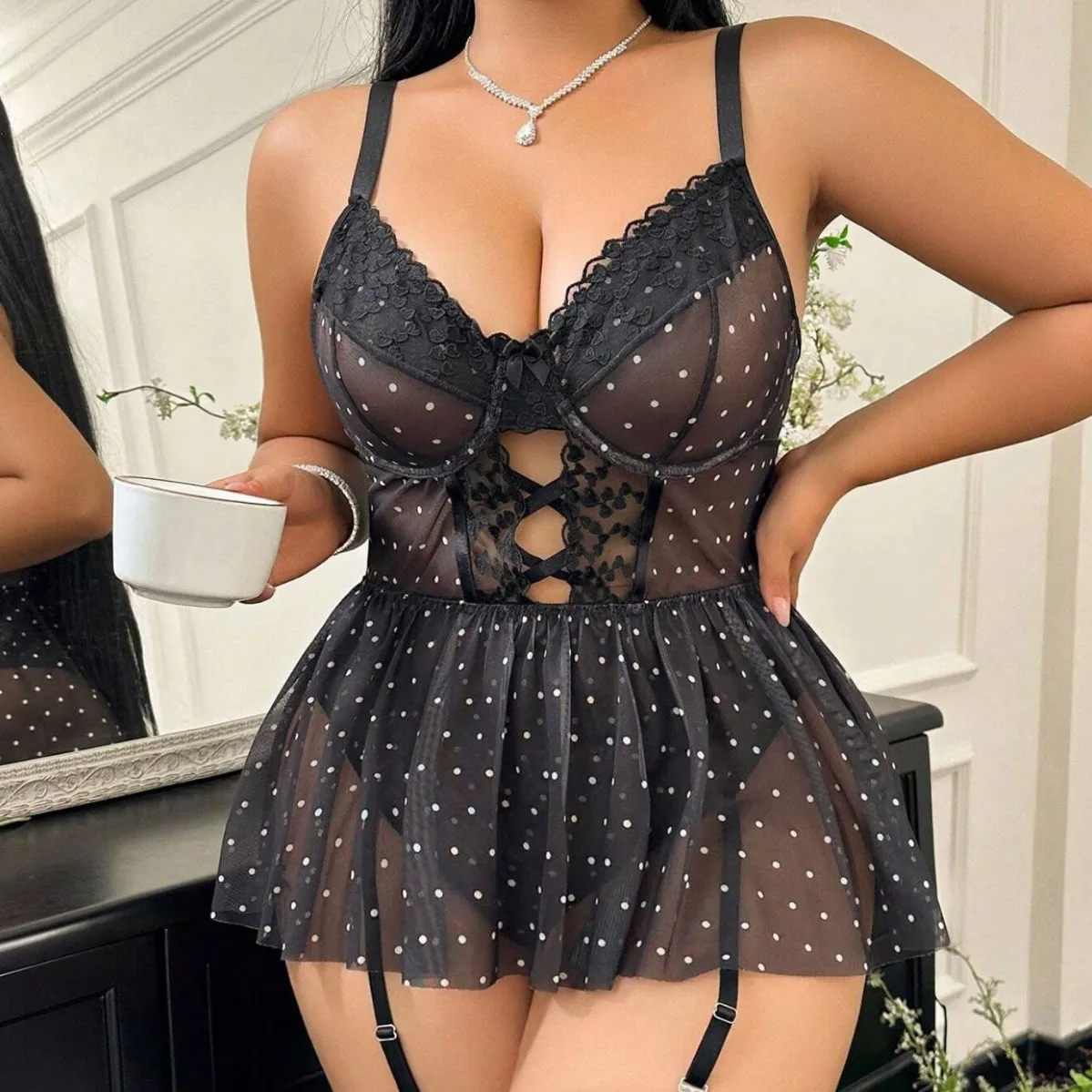

Wholesale Women's Sexy Lace Transparent Teddy Babydoll Backless Lingerie Dress Lady V-Neck Sleepdress Underwear Nightgown