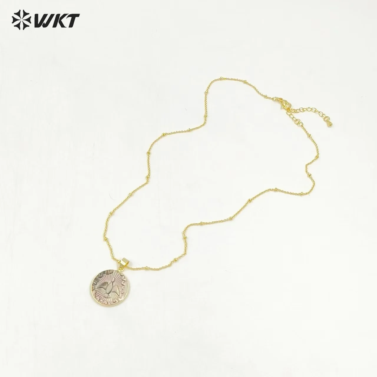 WT-JN316 New Style Natural Shell Round Shape Necklace With Real Gold Plated  For Friends Anniversary Gifts