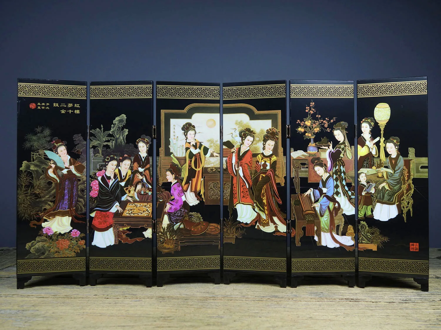 

Китайские изделия ручной работы, лак, шесть экранов, красная камера, мечта, двенадцать золотых заколок для волос, украшения для дома, столешницы