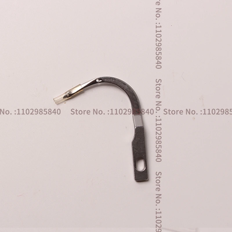 Chain Looper 124-82600 for Juki 3316 MO-3300 Five Threads Connecting Looper Industrial Sewing Machine Spare Parts Wholesale