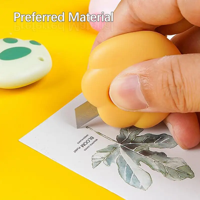 Mini pratici coltelli multiuso Kawaii Cat Paw tagliacarte buste retrattili apri coltello tascabile portatile forniture per ufficio
