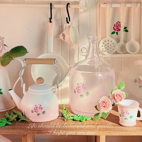 Миниатюрные аксессуары для кукол Snoedoll