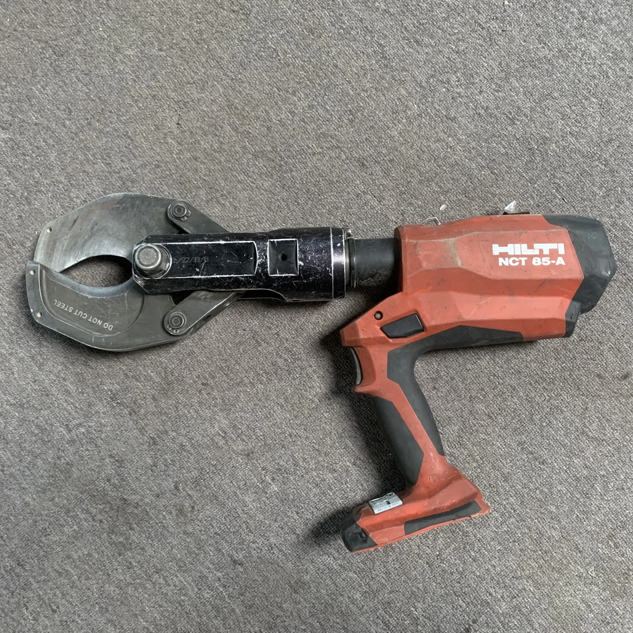 

Hilti NCT 85-A Cu/Al cable cutter -body only second-hand