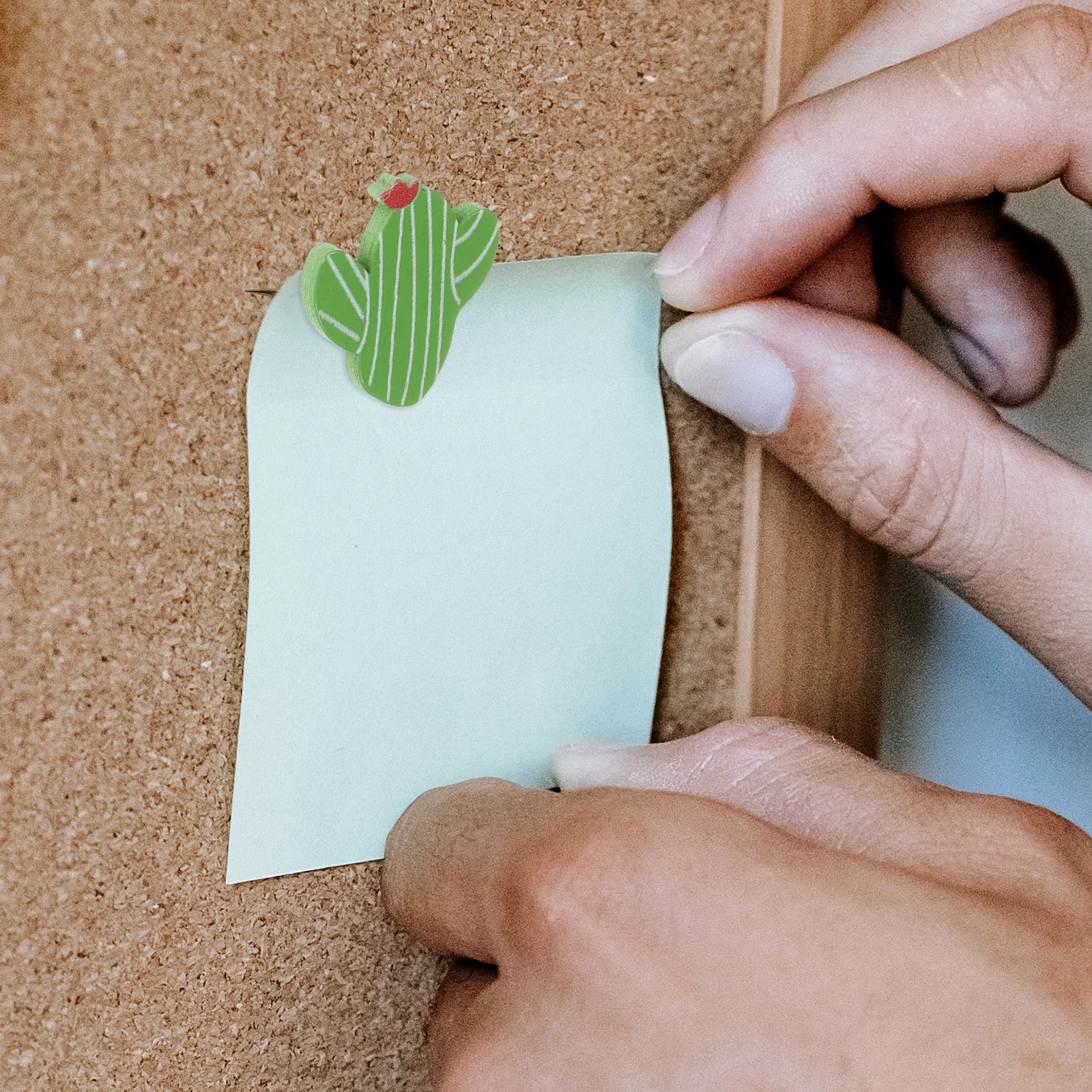 

Cactus Thumbtacks Wooden Metal Pushpins Decorative Bulletin Board Photo Wall Lovely Shape Exquisite Craftsmanship