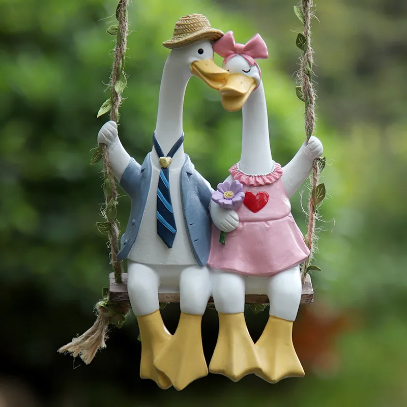 

Creative Cartoon Couple Duck Hanging Feet Pendant Living Room Home Bedroom Decoration Resin Handicraft Ornament