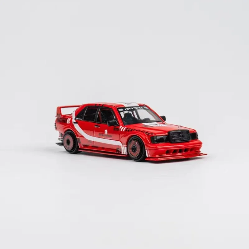 

DCM 1:64 Mercedes-Benz 190E W201 EVO Limited alloy model