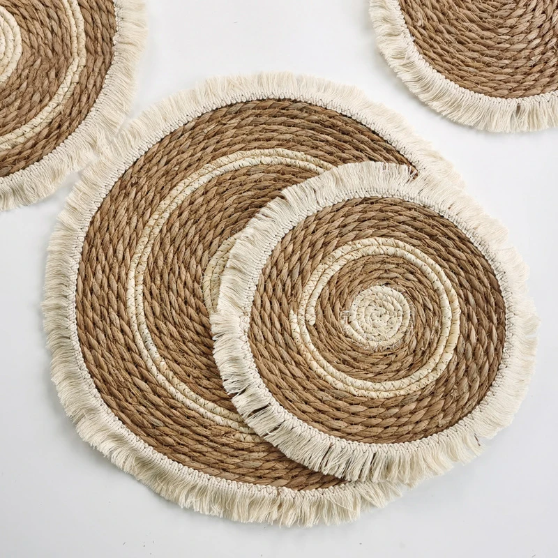 4PCS Bohemian Tassel Straw Placemats Thick Mat Bushel Woven Cup Coaster Knitting Table Plate Mat for Wedding Dinning Table Decor