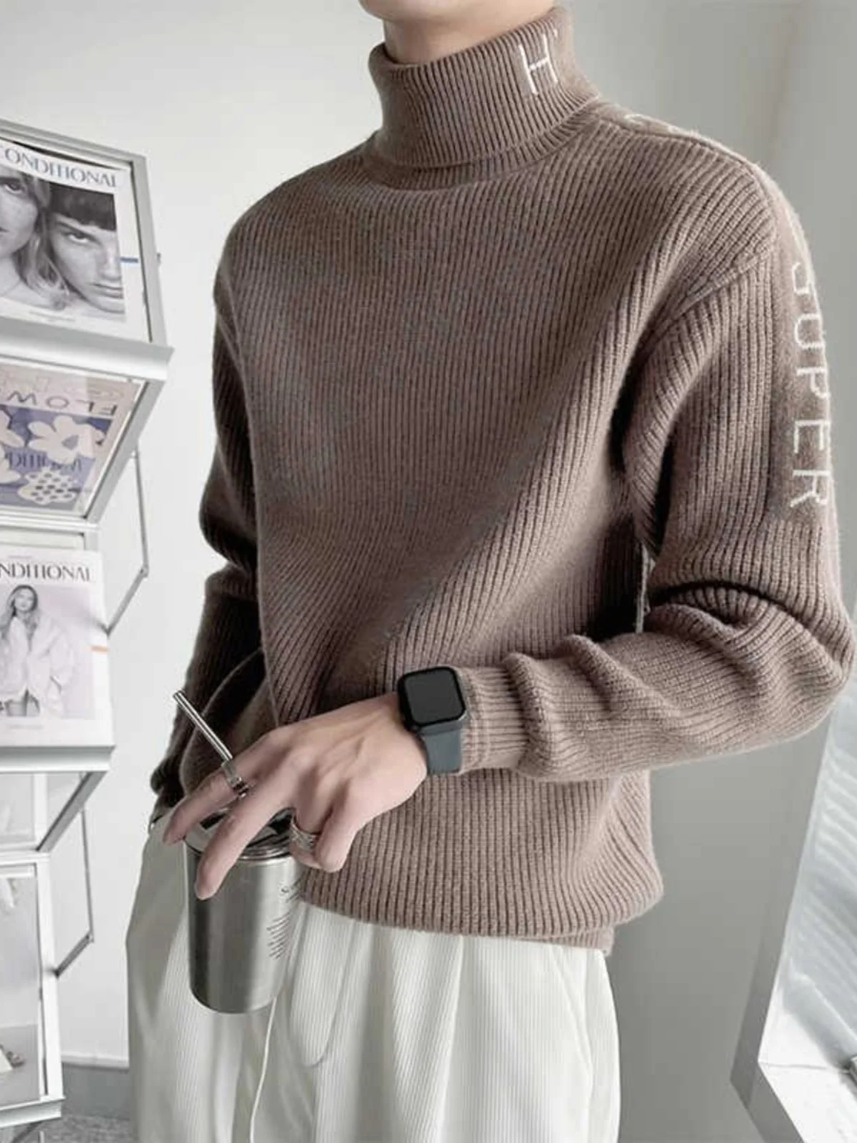 

Faionable Urban Knitted Sweater Men's High Collar Loose Fit Long Sve Knitwear Letter Print Base Layer irt for Autumn W...