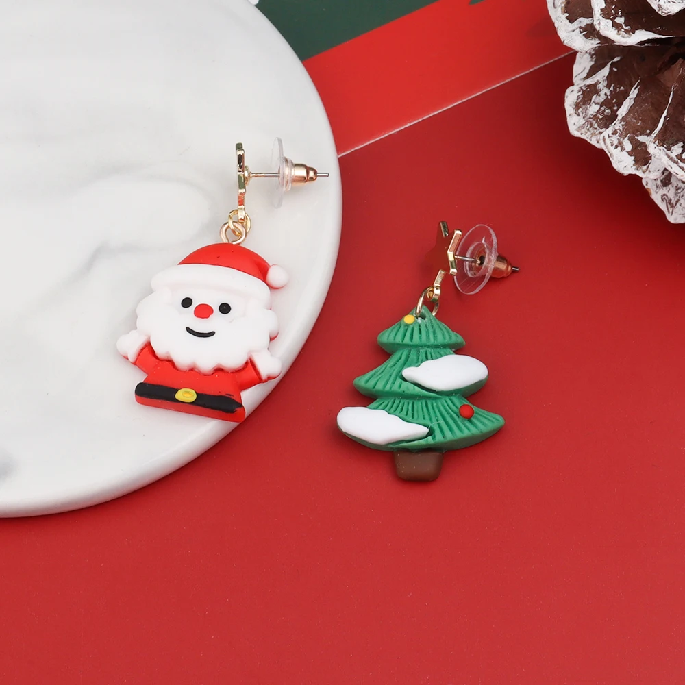 1pair/lot Christmas Resin Earrings Christmas Hat Reindeer Cute Mini Tree Santa Claus Snowman Hat Bear Earrings For Girl Gift