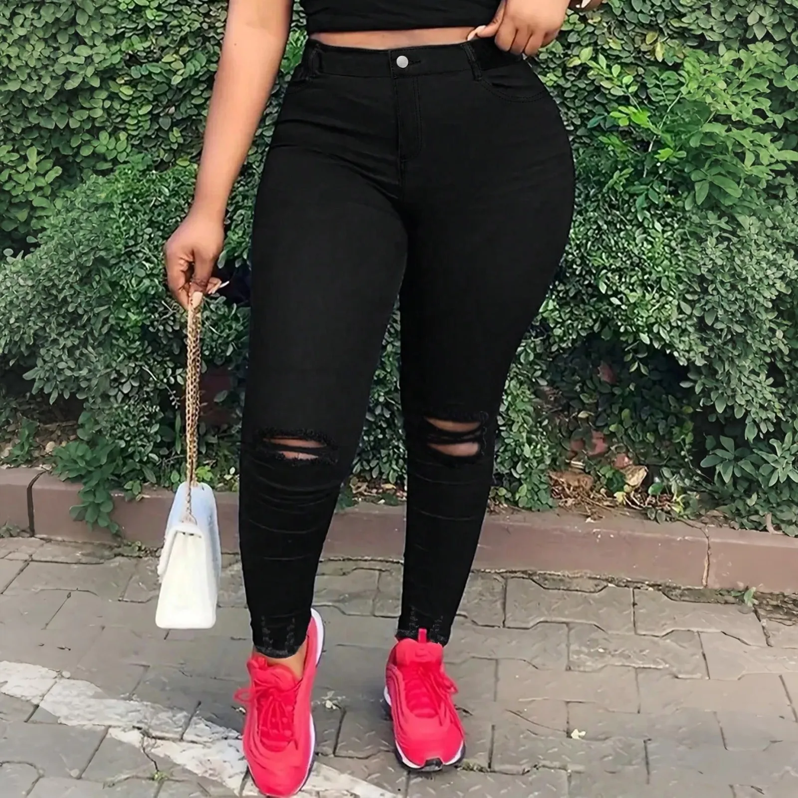 

Europe and The United States New Slim-fit Ripped Small Feet Jeans Women's Spring and Fall New Elastic Force Pencil Pants Jeans ﻿