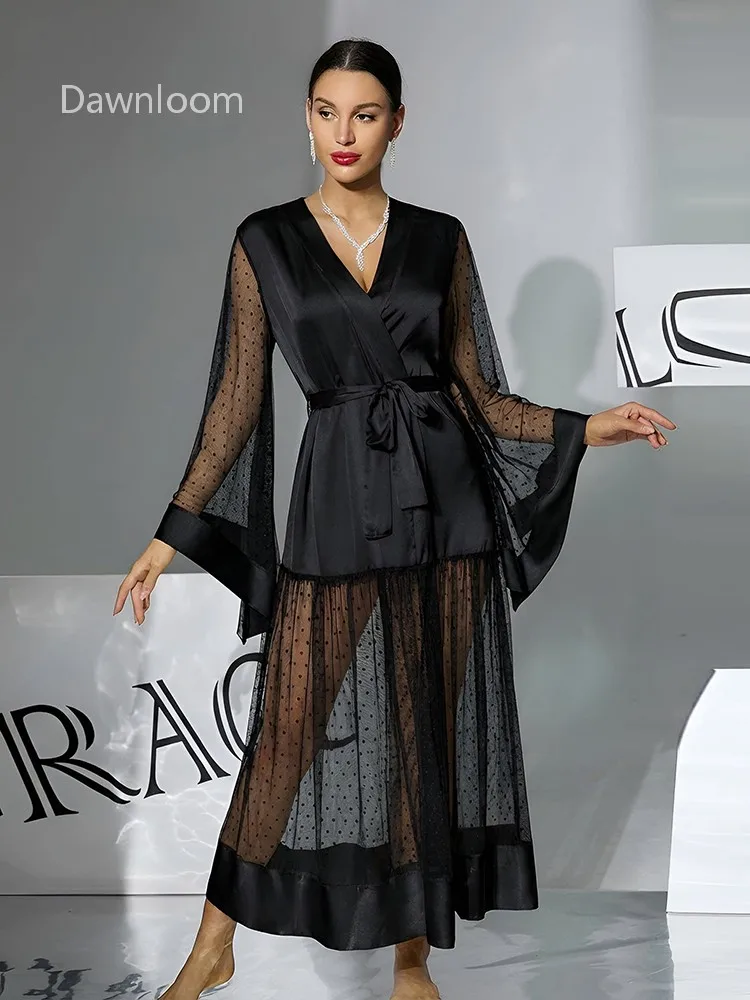 

Роскошный элегантный домашний халат Dawnloom из черного атласа с тюлевыми вставками в горошек, расклешенными рукавами и завязками на талии для женщин