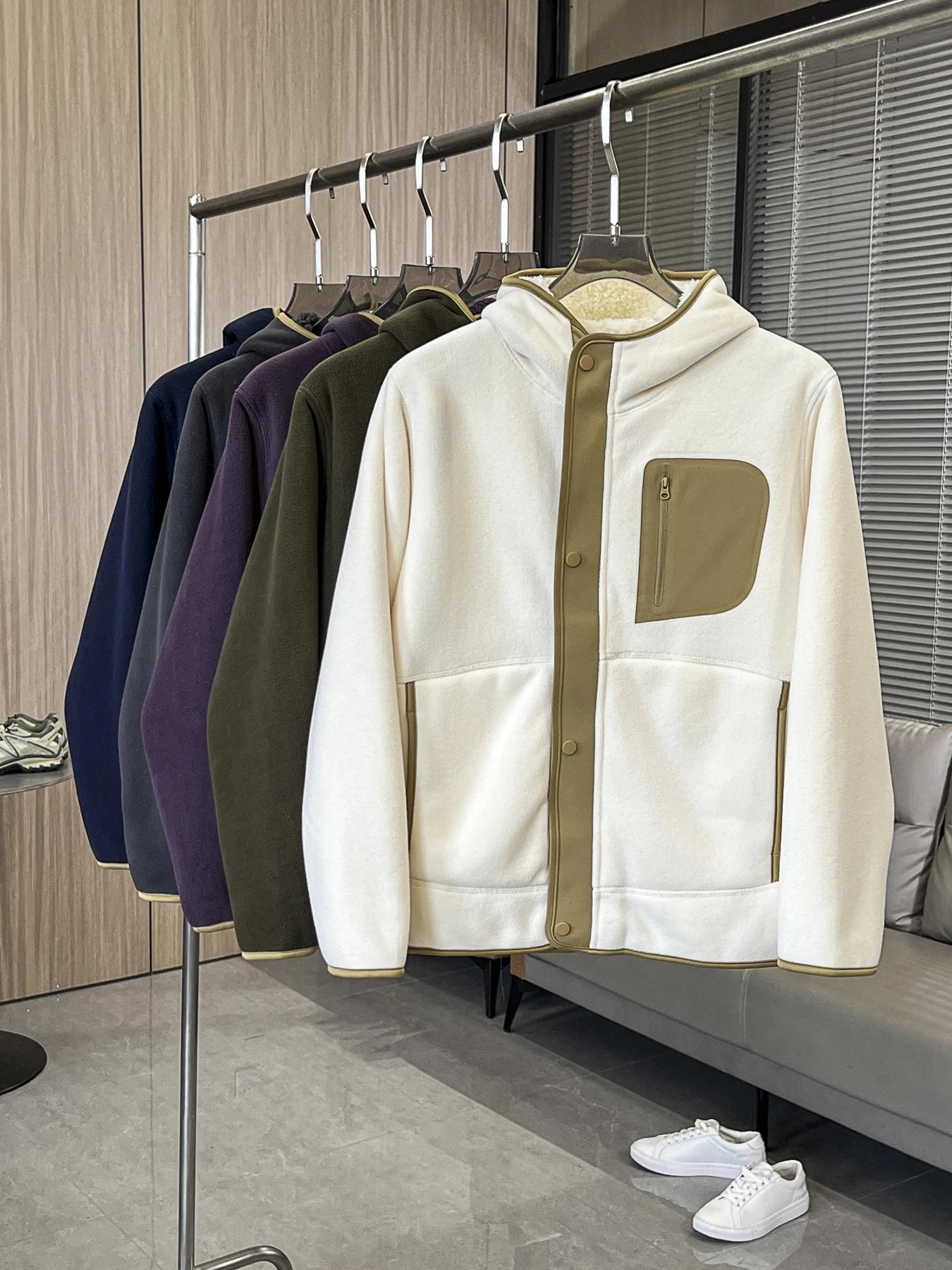 

Thiened Double-Sided Fce Lamb Velvet Hooded Jaet Cotton Clothes for Men And Women Outdoor Breathable Warm Winter Coat