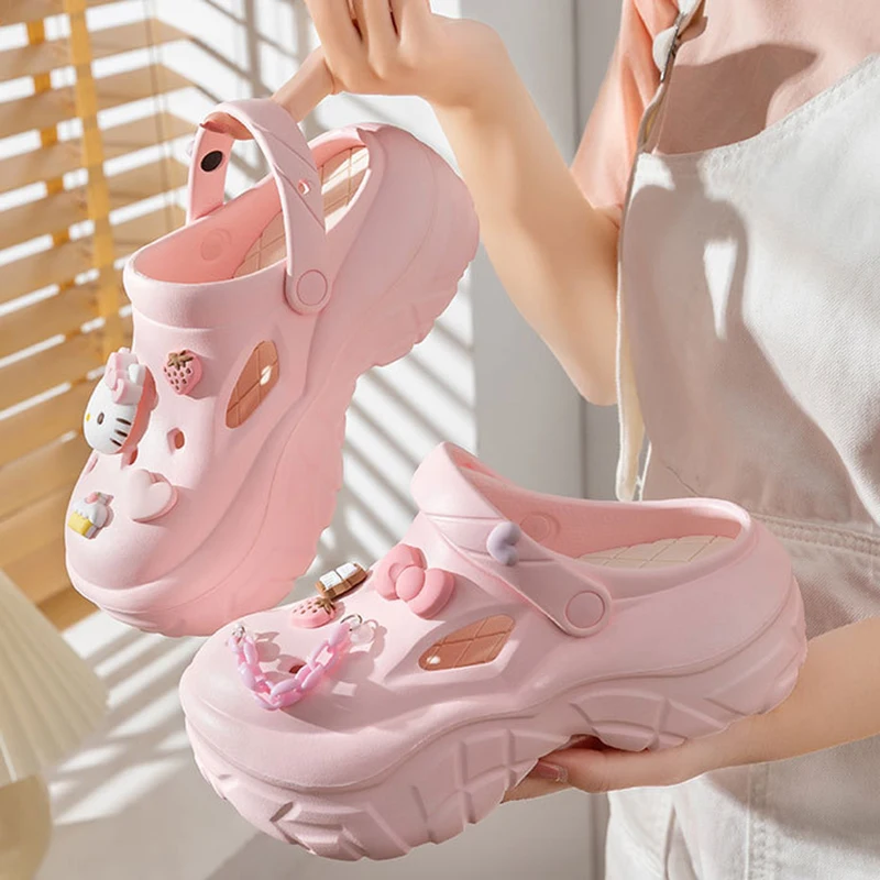 Sanrio Fashion Sandals Cinnamoroll Kuromi Pachacco Hello Kitty Summer Outdoor Sandals Women Girl Non-slip Slippers Beach Shoes