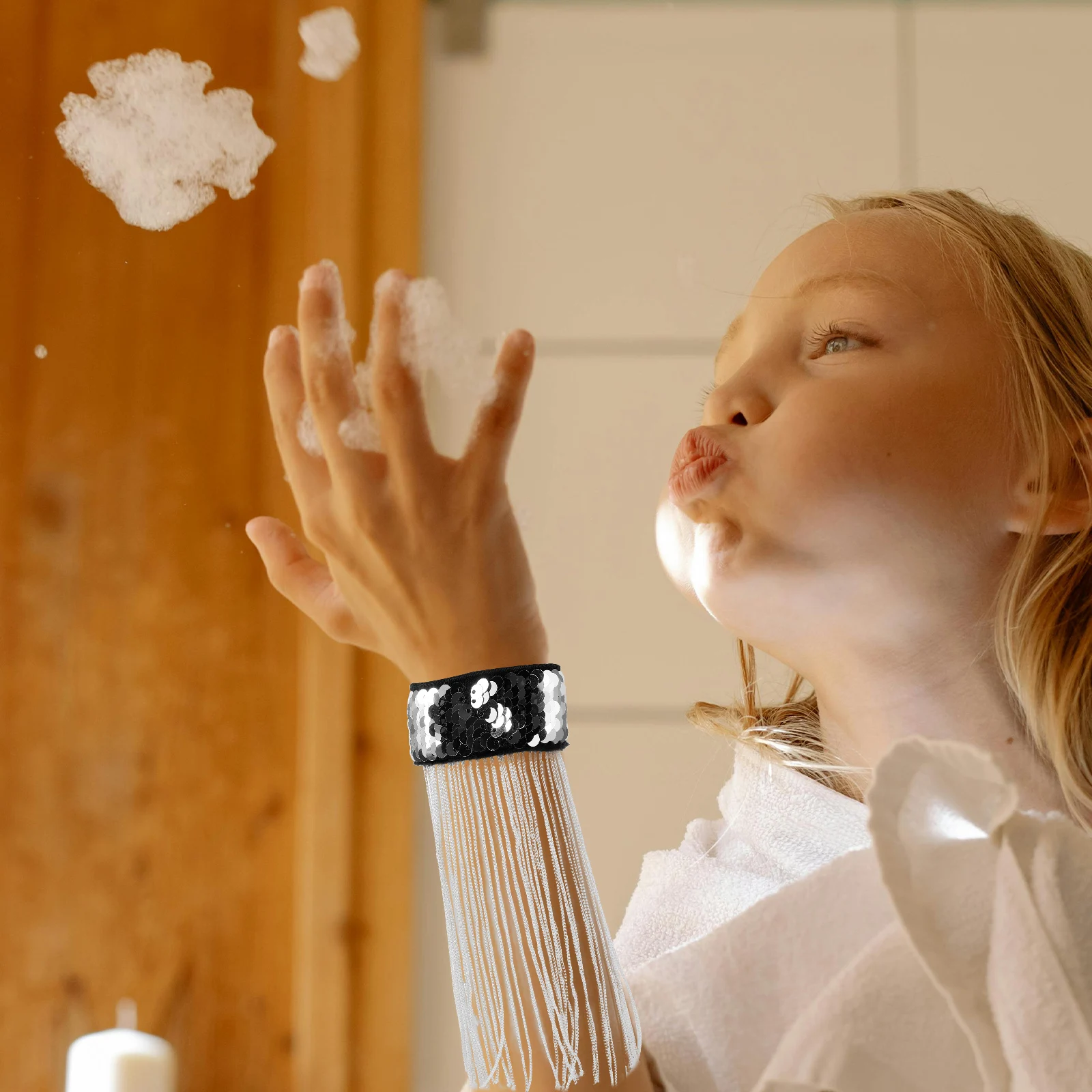 

Party Wristband Festival Slap Bracelet Cute Children Favor Gift Festivals Wristbands with Tassel Sequins Bracelets Man Kids