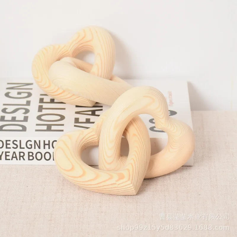 

Bohemian Heart Shaped Wooden Link Chain Heart Knot Ornaments Valentine Home Decorations