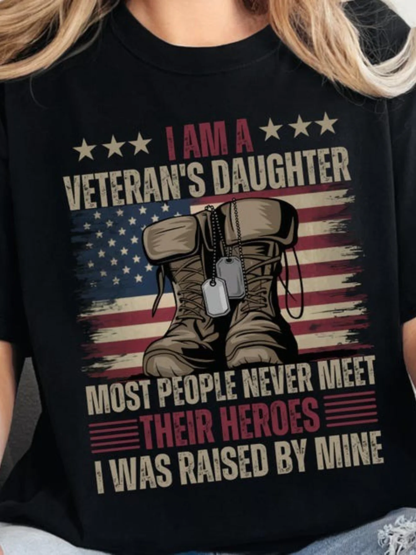 Unisex Daughter T-Shirt, US Apparel with Flag, Casual Round Neck Shirt Suitable for Veterans Day Gifts, Year-Round Wear for Veterans And Their Families