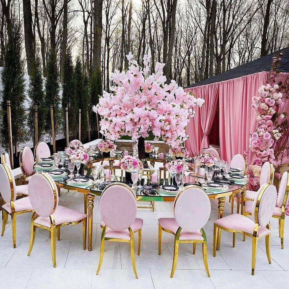 40 قطعة) f30 وسائد جلدية بيضاء بإطار ذهبي وسادات خلفية ناعمة من الفولاذ المقاوم للصدأ كراسي زفاف مستديرة