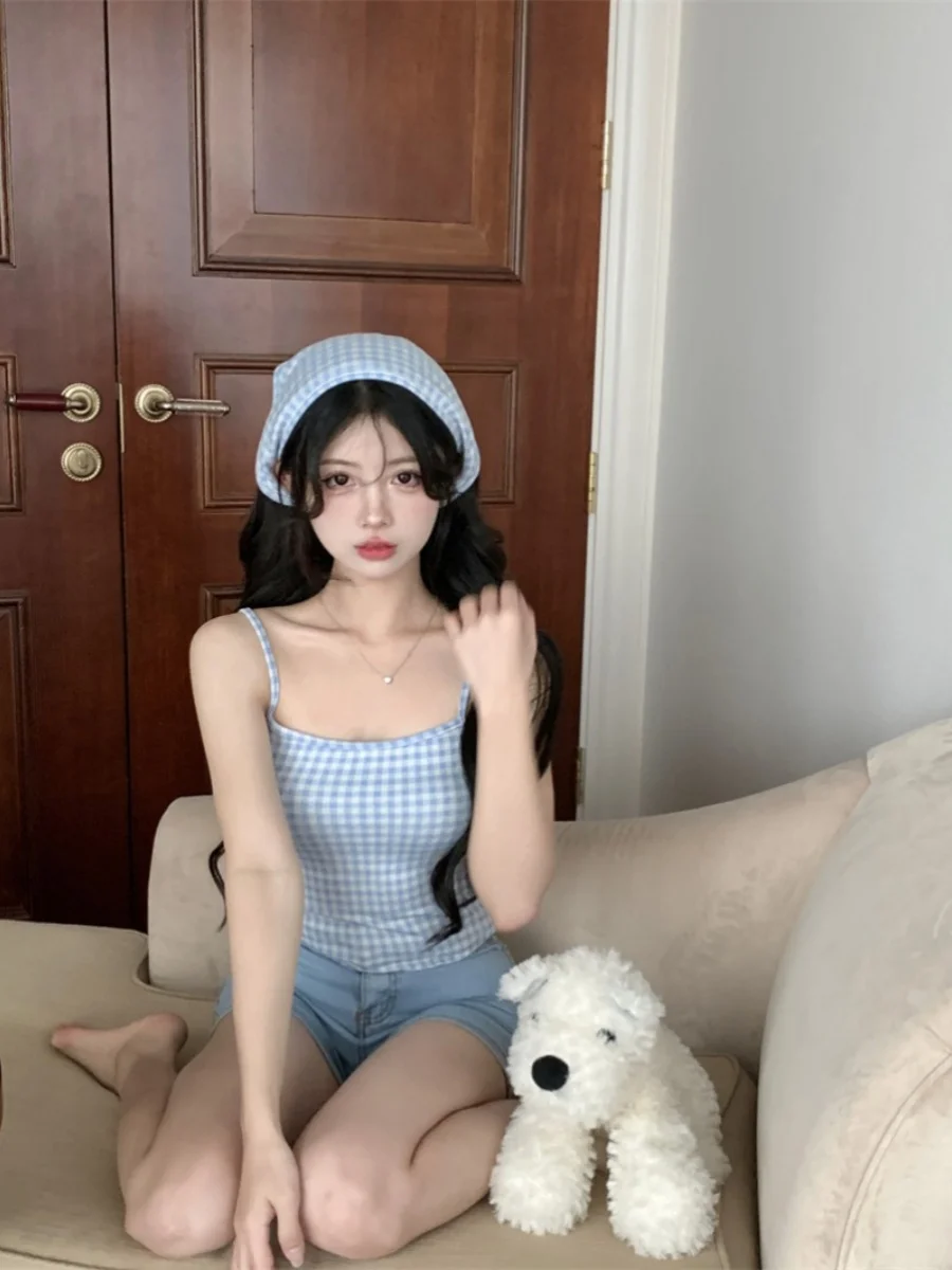 ชุดเซ็ตสองชิ้นลายสก็อตสุดน่ารัก เสื้อครอปแฟชั่นสำหรับผู้หญิง เสื้อยืดทันสมัย ชุดชั้นใน เสื้อคลุม คอลเลคชั่นฤดูร้อน