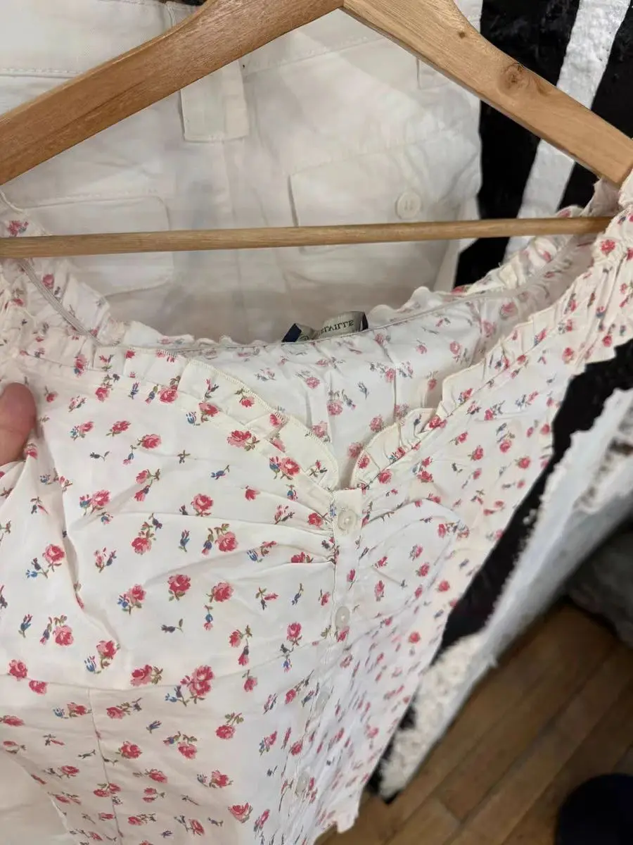 ชุดเซ็ตเสื้อแขนพองแต่งระบายลายดอกไม้สีชมพู กระโปรงทรงเอไลน์ปานกลางแต่งลูกไม้ ผ้าฝ้ายหวานหรูหรา ชุดเซ็ต 2 ชิ้น