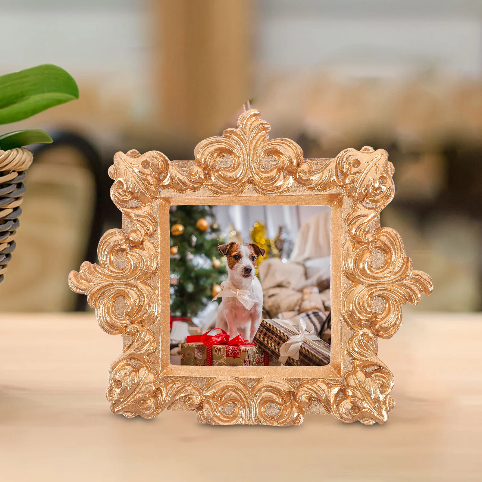 

2Pcs Resin Vintage Mini Retro Photo Frames Small Picture Frames Home Decor DIY Photography Booth Prop Party Christmas Valentines