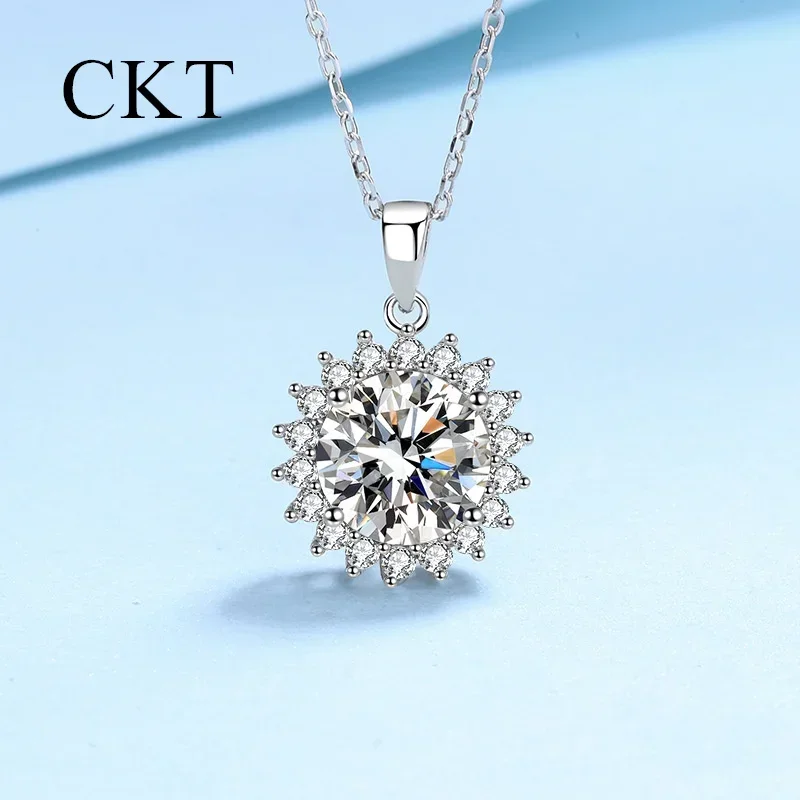 18K White Gold Platinum Pt950 Rising Sun Flower Necklace Pendant for Women 0.5-5ct Moissanite Diamond Necklace Diamond Chain